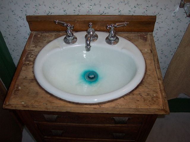 How To Remove Blue Copper Stains From Bathtub Ideas How To Remove Blue Stains In Bathtub Ideas