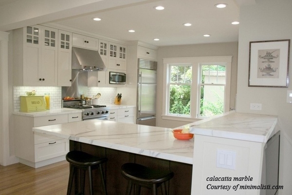 calacatta-marble-kitchen-countertops-kitchen-remodel-ideas-white-kitchen-cabinets MINIMALISTI2.jpg