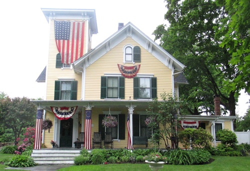 Historic Ridgefield CT home with architecturally pleasing lines.