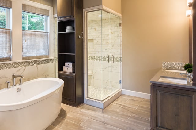 Modern shower with open shelves and dual vanity