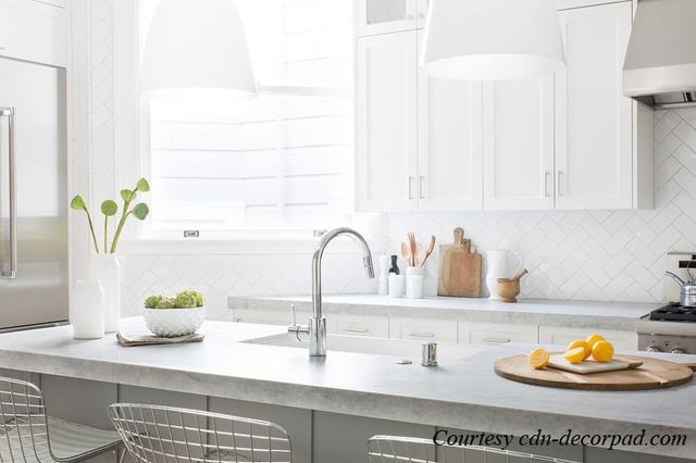 thick-gray-marble-countertops-kitchen-backsplash-patterns-cdn decopad2.jpg