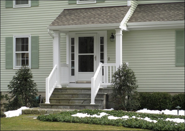 Front entry on New England colonial.