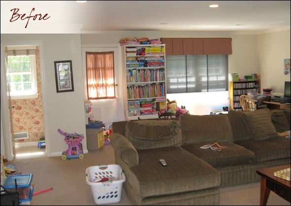 oversized family room before renovations