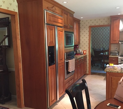 View towards the dining room before kitchen renovation.